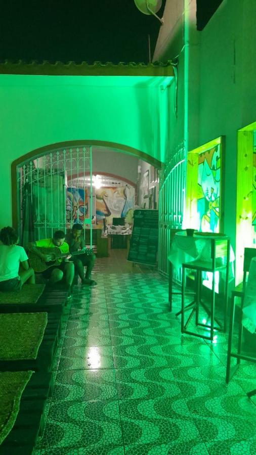 "Le Chat Qui Peche" Hostel A 150 Metros Da Praia De Pajucara Maceio  Exterior photo
